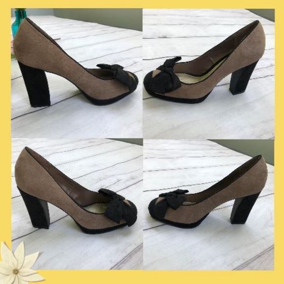 Ann Marino Brown Suede Heels with Black Bow - Picture 6 of 6